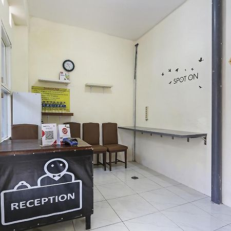 Spot On 90780 Gang Tengah Homestay Syariah Σεμαράνγκ Εξωτερικό φωτογραφία