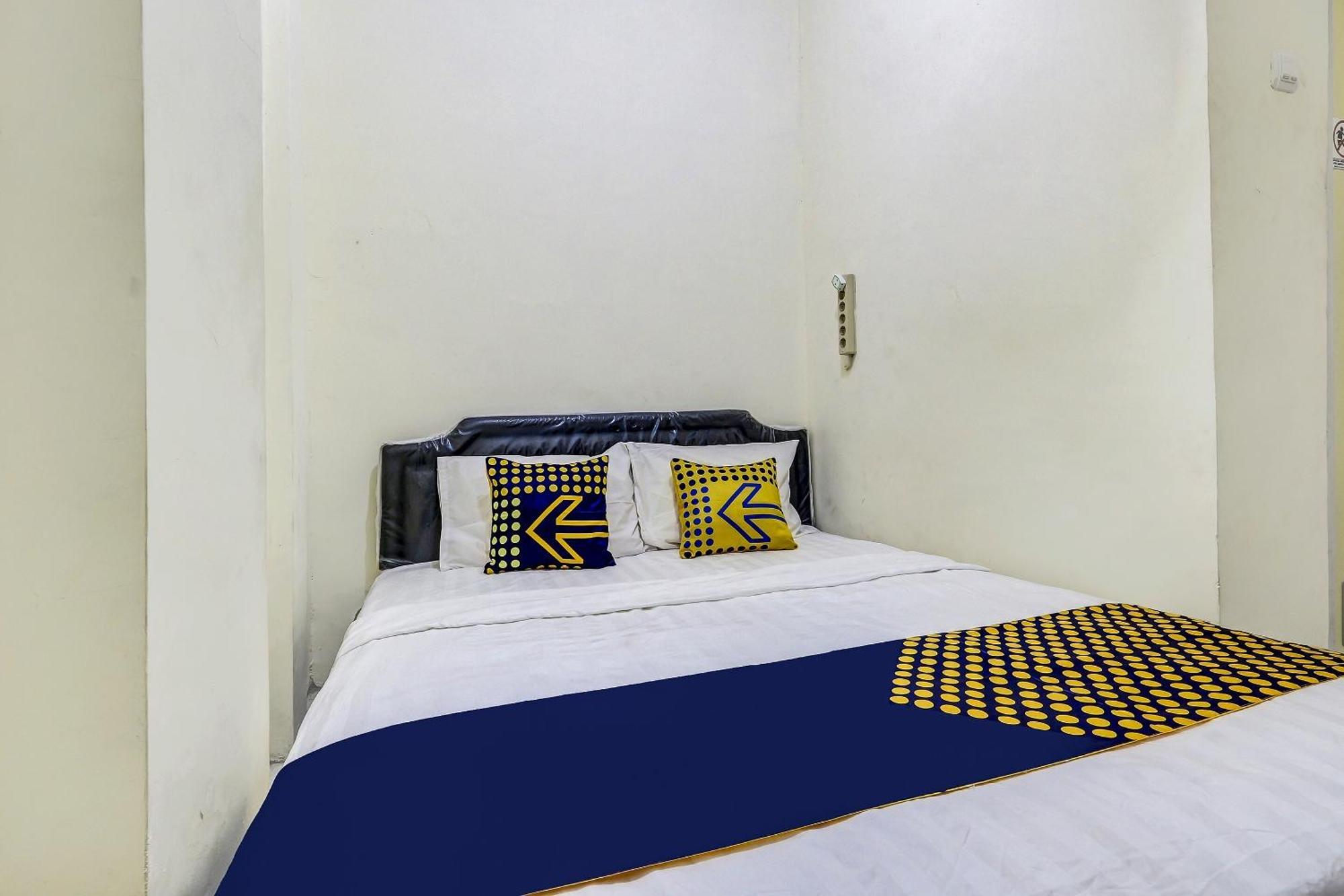 Spot On 90780 Gang Tengah Homestay Syariah Σεμαράνγκ Εξωτερικό φωτογραφία