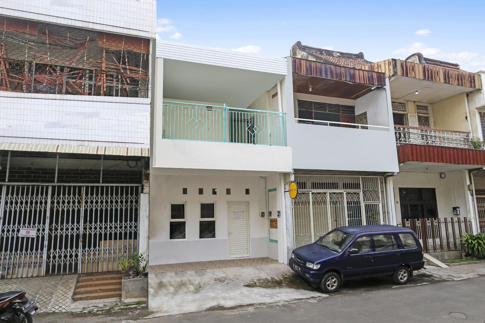Spot On 90780 Gang Tengah Homestay Syariah Σεμαράνγκ Εξωτερικό φωτογραφία
