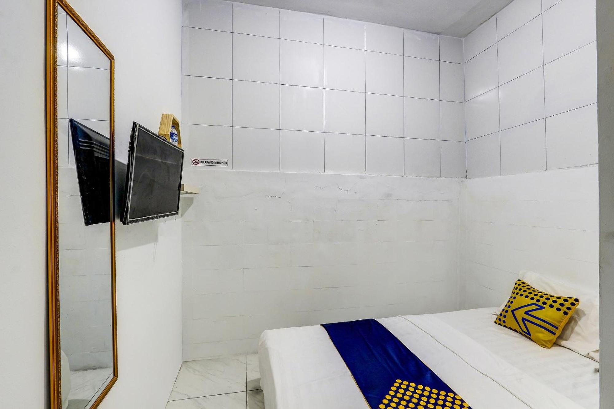 Spot On 90780 Gang Tengah Homestay Syariah Σεμαράνγκ Εξωτερικό φωτογραφία
